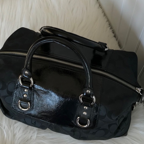 Coach Signature Ashley Black Satchel - Picture 11 of 14